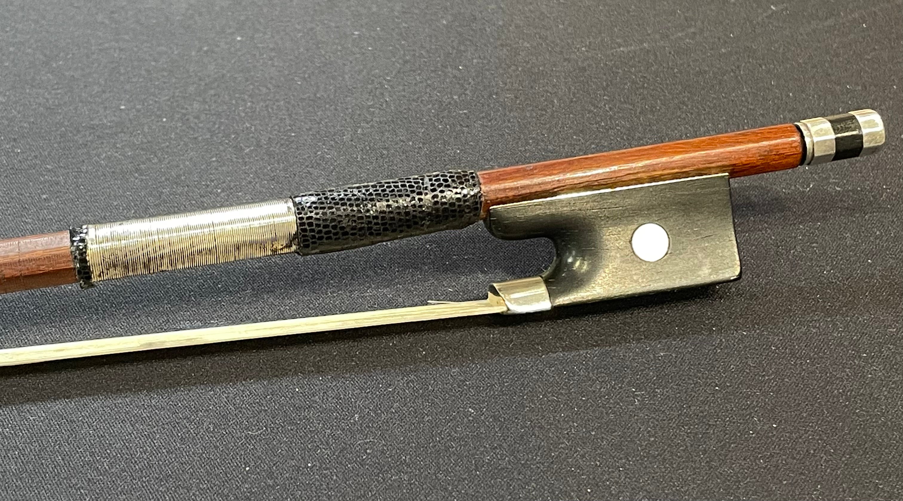 4/4 Violin Bow - H.R. Pfretzschner Wood Model 2000