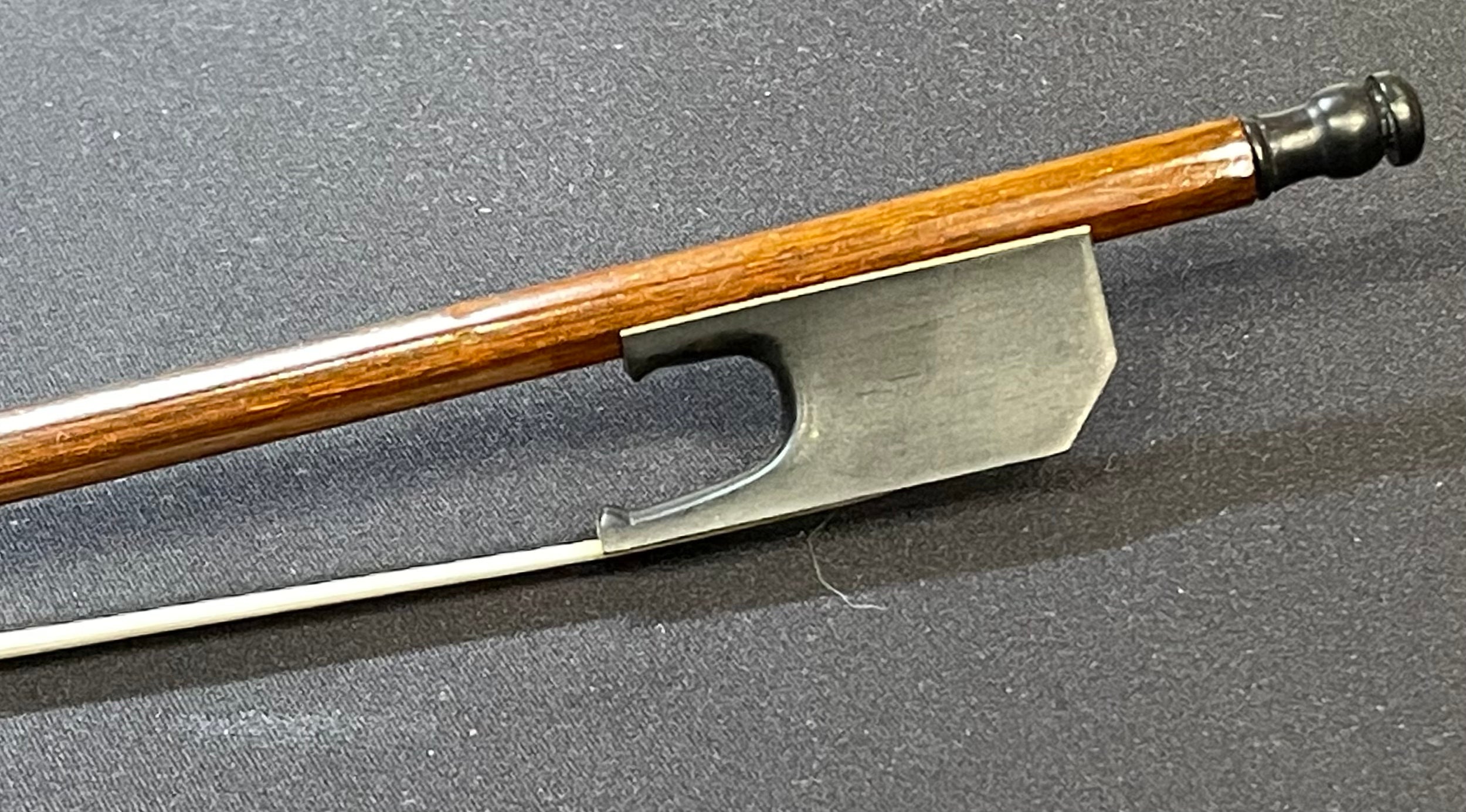 4/4 Violin Bow - Baroque Q02 Model 230