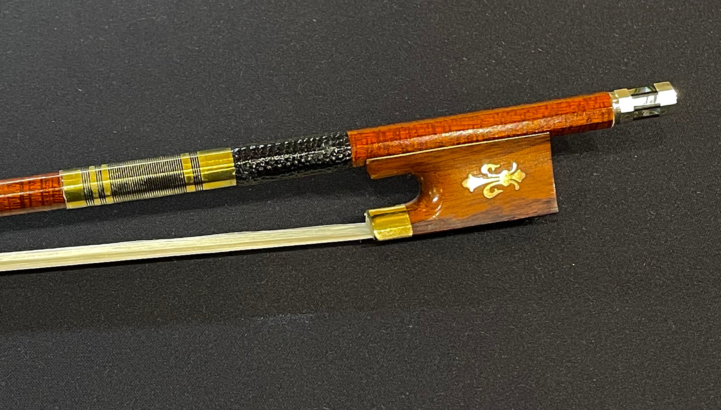 4/4 Violin Bow - X2010 Natural Carbon Fiber Model