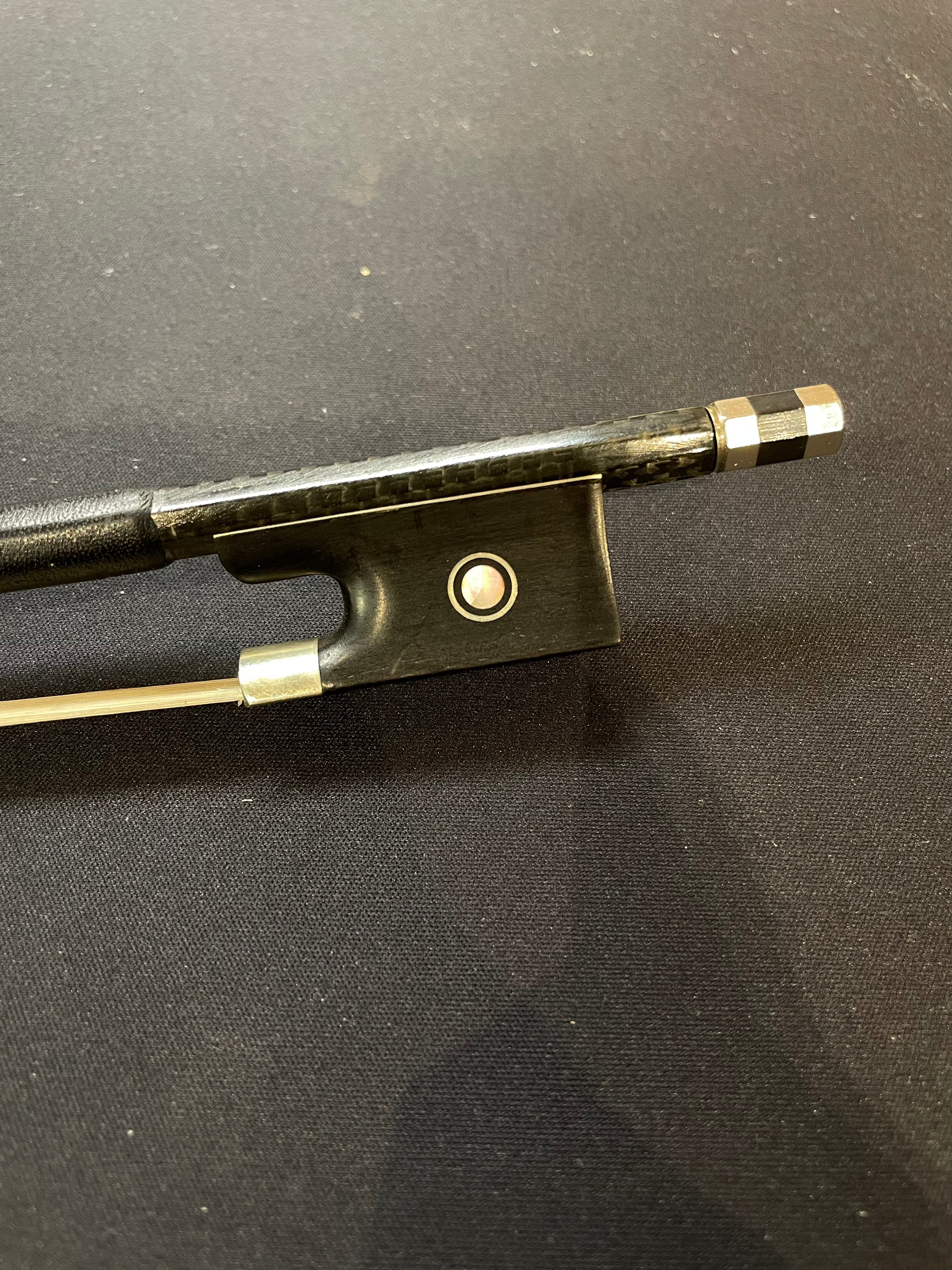4/4 Violin Bow - Carbon Fiber Reale II Model