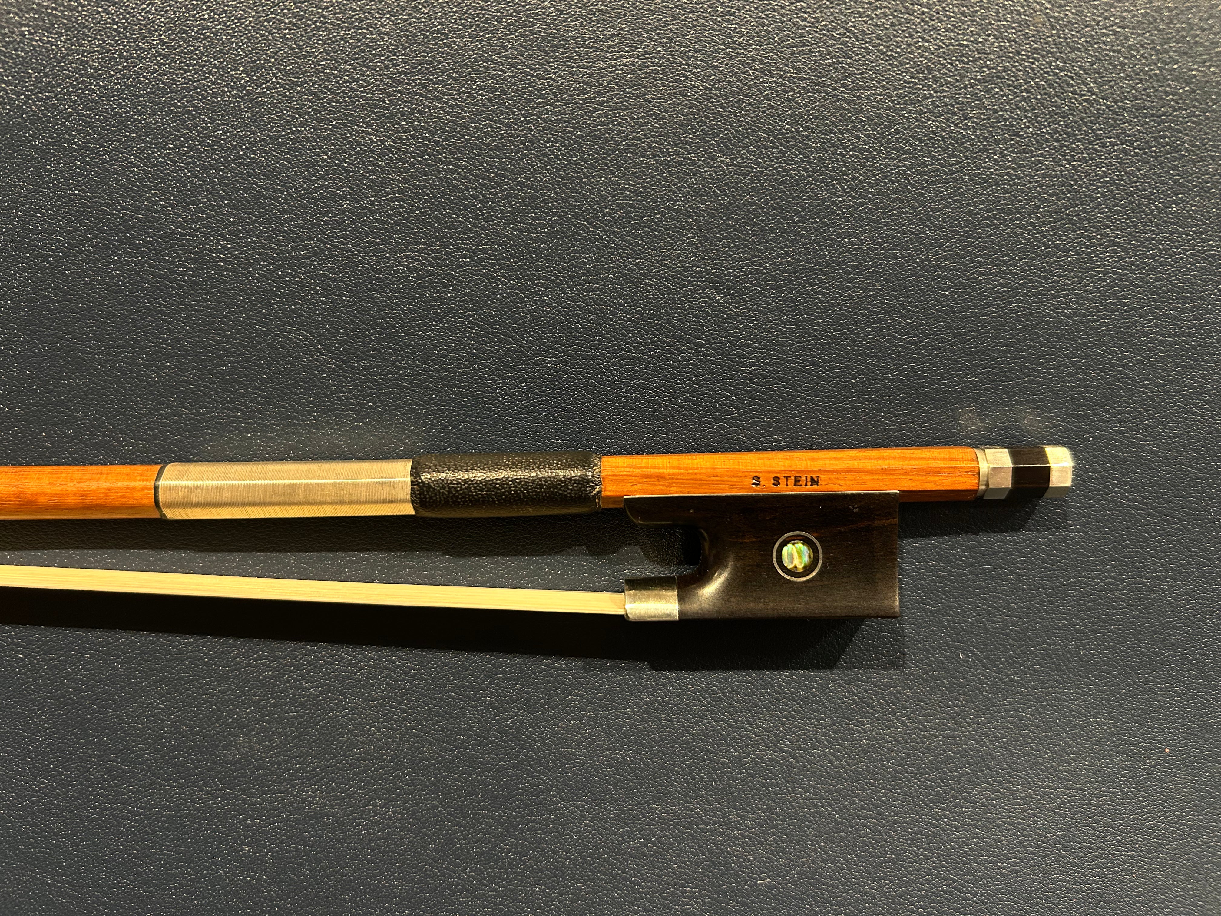 4/4 Violin Bow - Raposo S. Stein Wood Model